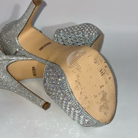 De Blossom Collection Silver Glitter & Rhinestone Heels - Picture 6 of 9